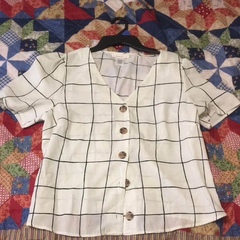 Button up grid patterned top